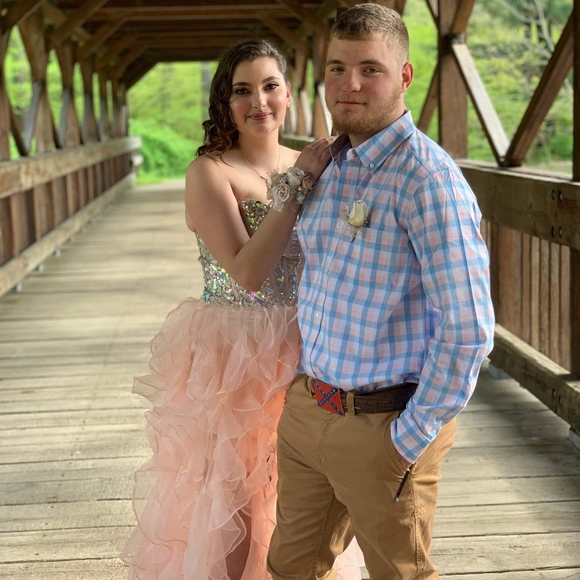 Meet your Posher, Ally - Picture 1 of 1